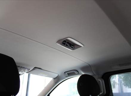 Mercedes-Benz - V-class