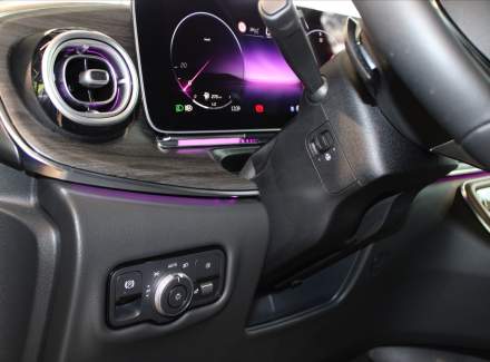 Mercedes-Benz - V-class