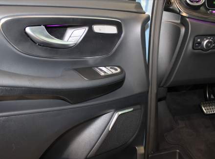 Mercedes-Benz - V-class