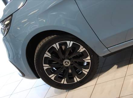 Mercedes-Benz - V-class