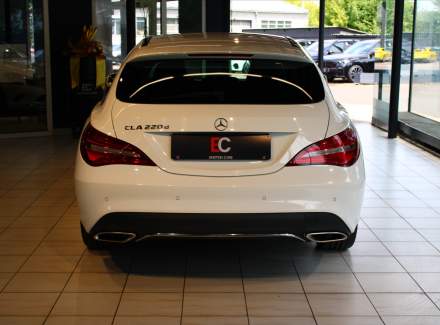 Mercedes-Benz - CLA