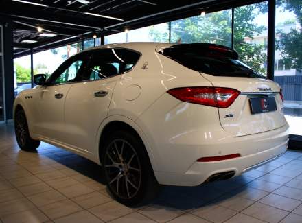 Maserati - Levante
