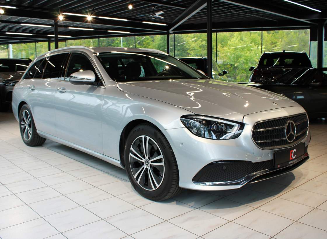 Mercedes-Benz - E-class