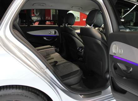 Mercedes-Benz - E-class