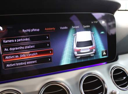 Mercedes-Benz - E-class