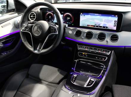 Mercedes-Benz - E-class