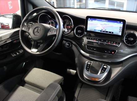 Mercedes-Benz - V-class