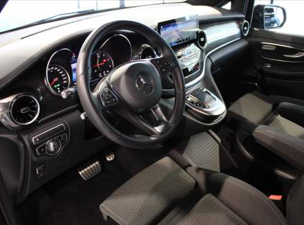 Mercedes-Benz - V-class
