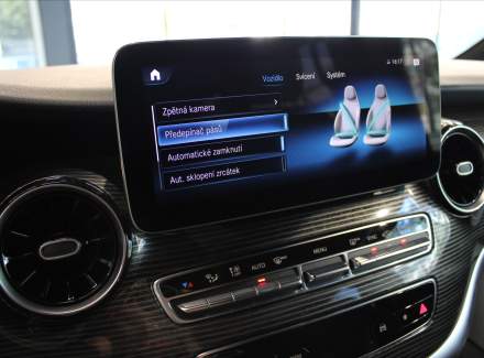 Mercedes-Benz - V-class