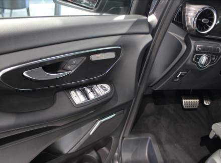 Mercedes-Benz - V-class