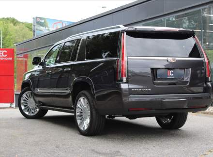 Cadillac - Escalade