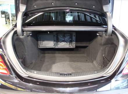 Mercedes-Benz - S-class