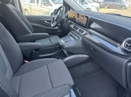 Mercedes-Benz - V-class