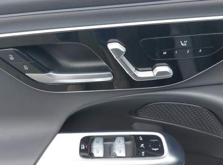 Mercedes-Benz - E-class