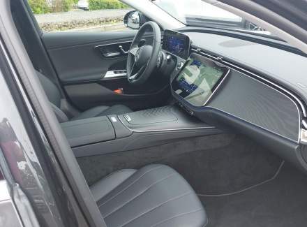 Mercedes-Benz - E-class