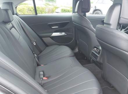 Mercedes-Benz - E-class