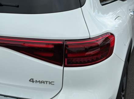 Mercedes-Benz - EQB