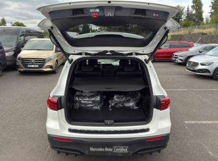 Mercedes-Benz - EQB