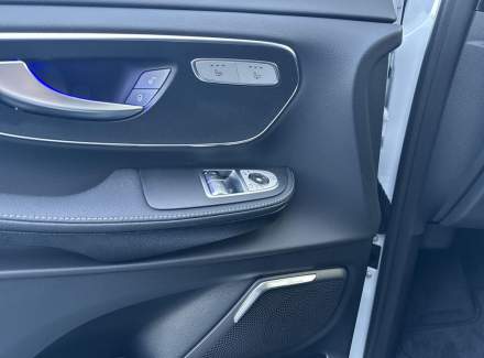 Mercedes-Benz - V-class