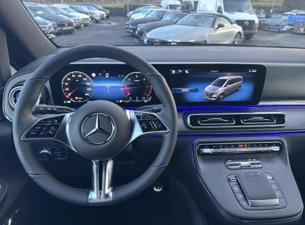 Mercedes-Benz - V-class