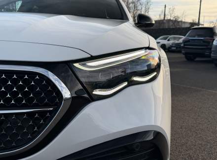 Mercedes-Benz - E-class