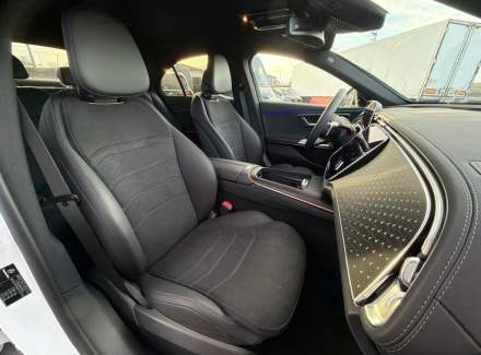 Mercedes-Benz - E-class