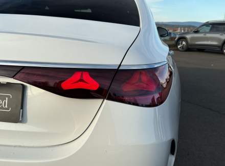 Mercedes-Benz - E-class