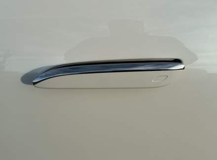 Mercedes-Benz - E-class