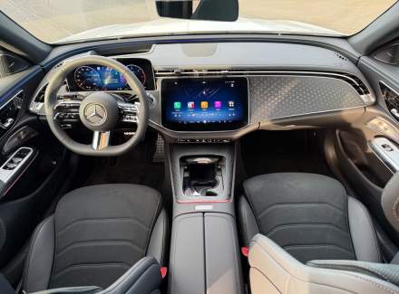 Mercedes-Benz - E-class