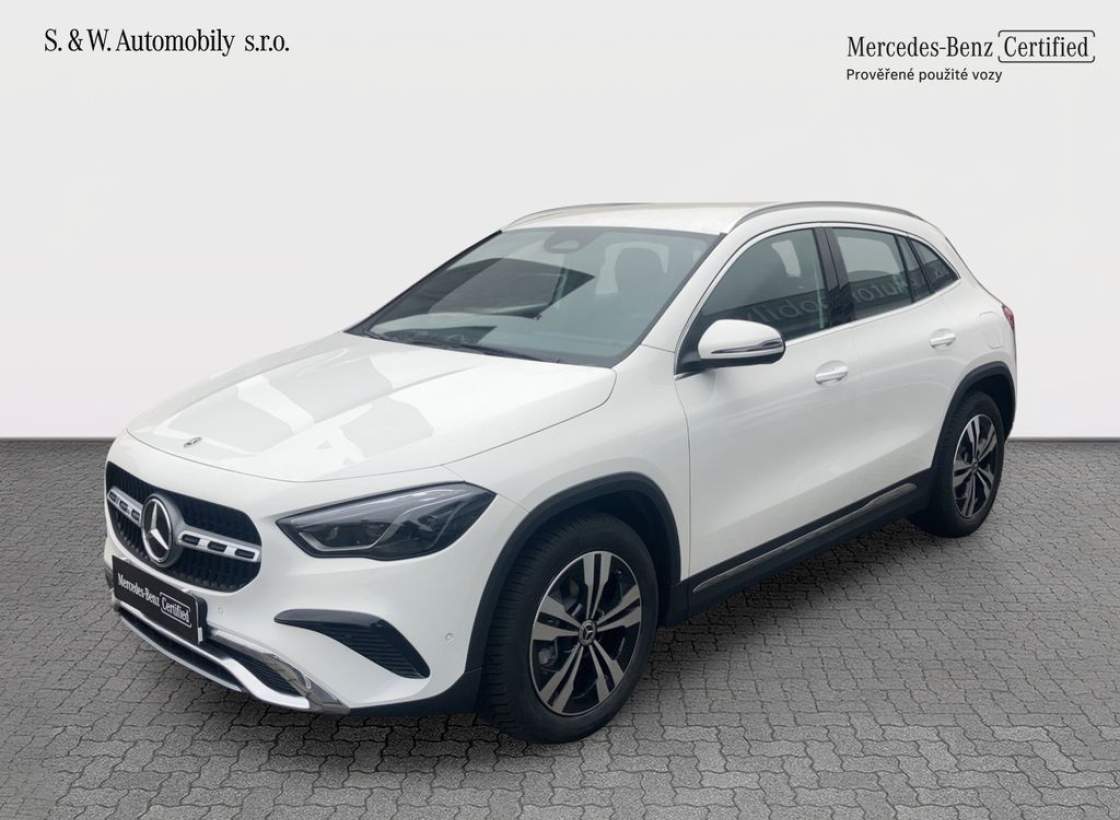 Mercedes-Benz - GLA