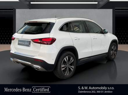 Mercedes-Benz - GLA