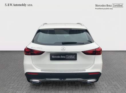 Mercedes-Benz - GLA