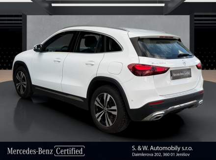 Mercedes-Benz - GLA