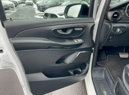 Mercedes-Benz - V-class