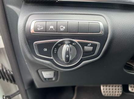 Mercedes-Benz - V-class