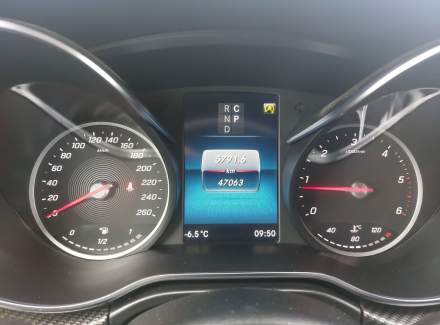 Mercedes-Benz - V-class