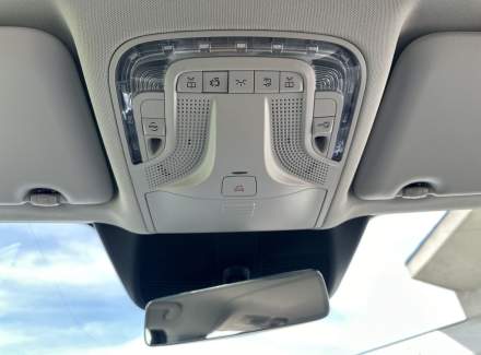 Mercedes-Benz - V-class