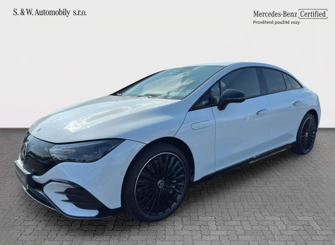 Mercedes-Benz - EQE
