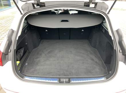 Mercedes-Benz - C-class