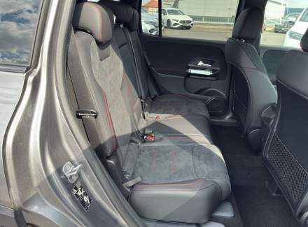 Mercedes-Benz - GLB