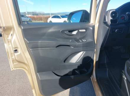 Mercedes-Benz - Vito