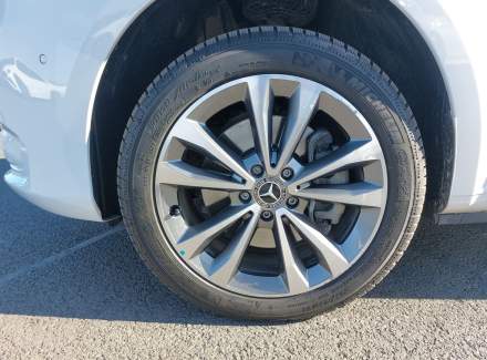 Mercedes-Benz - Vito