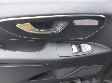 Mercedes-Benz - Vito