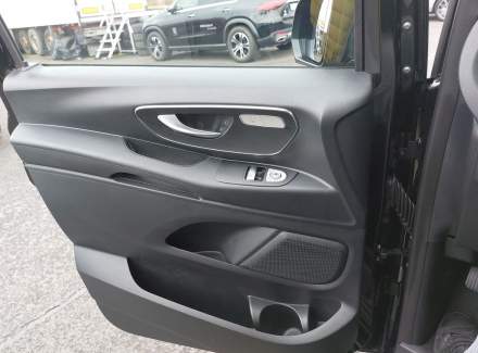 Mercedes-Benz - Vito