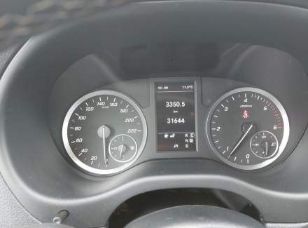 Mercedes-Benz - Vito