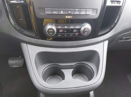 Mercedes-Benz - Vito