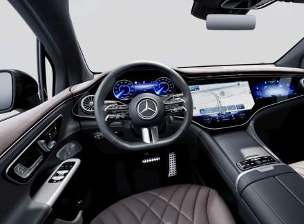 Mercedes-Benz - EQE