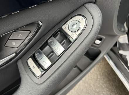 Mercedes-Benz - C-class