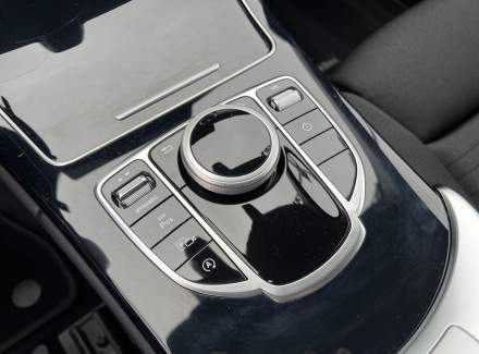 Mercedes-Benz - C-class