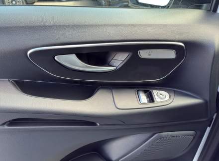 Mercedes-Benz - Vito